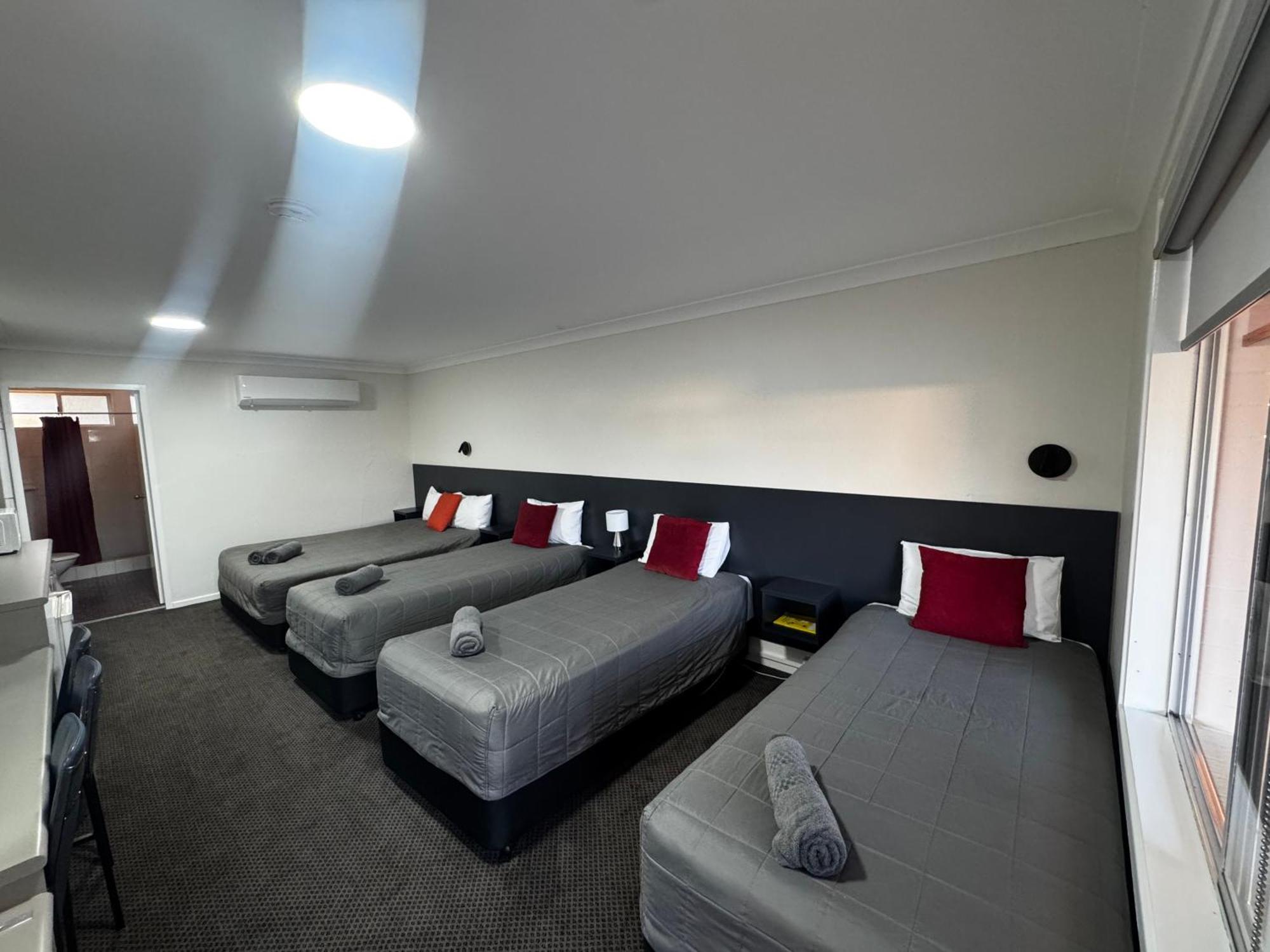 Altona Motel Uralla Zewnętrze zdjęcie